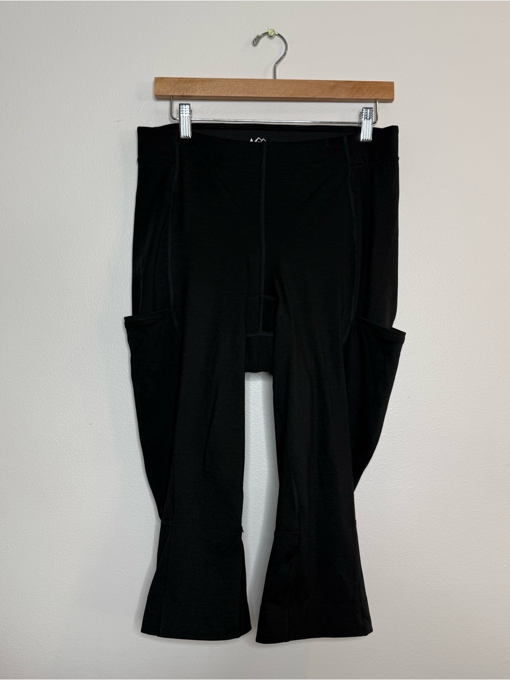 REI Bicycle Padded Riding Capri Pocket Legging size XL in dark grey black